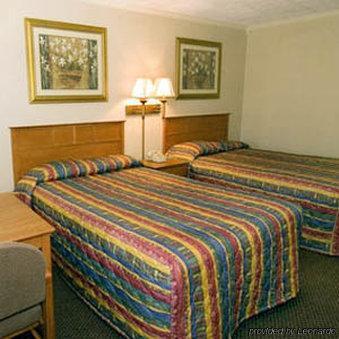 Red Roof Inn Jacksonville, Al Номер фото